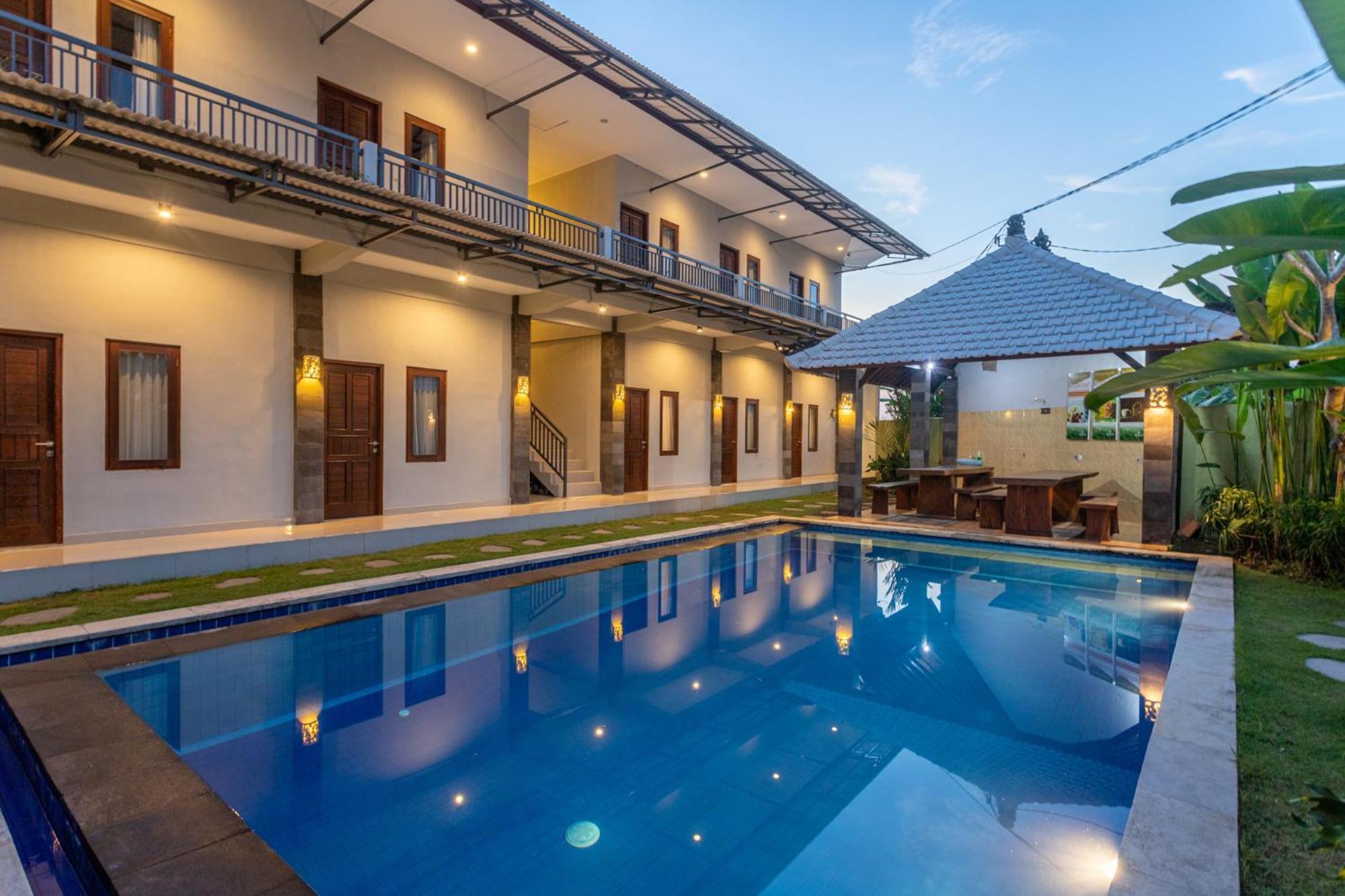 Cempaka Mas guest house canggu Extérieur photo