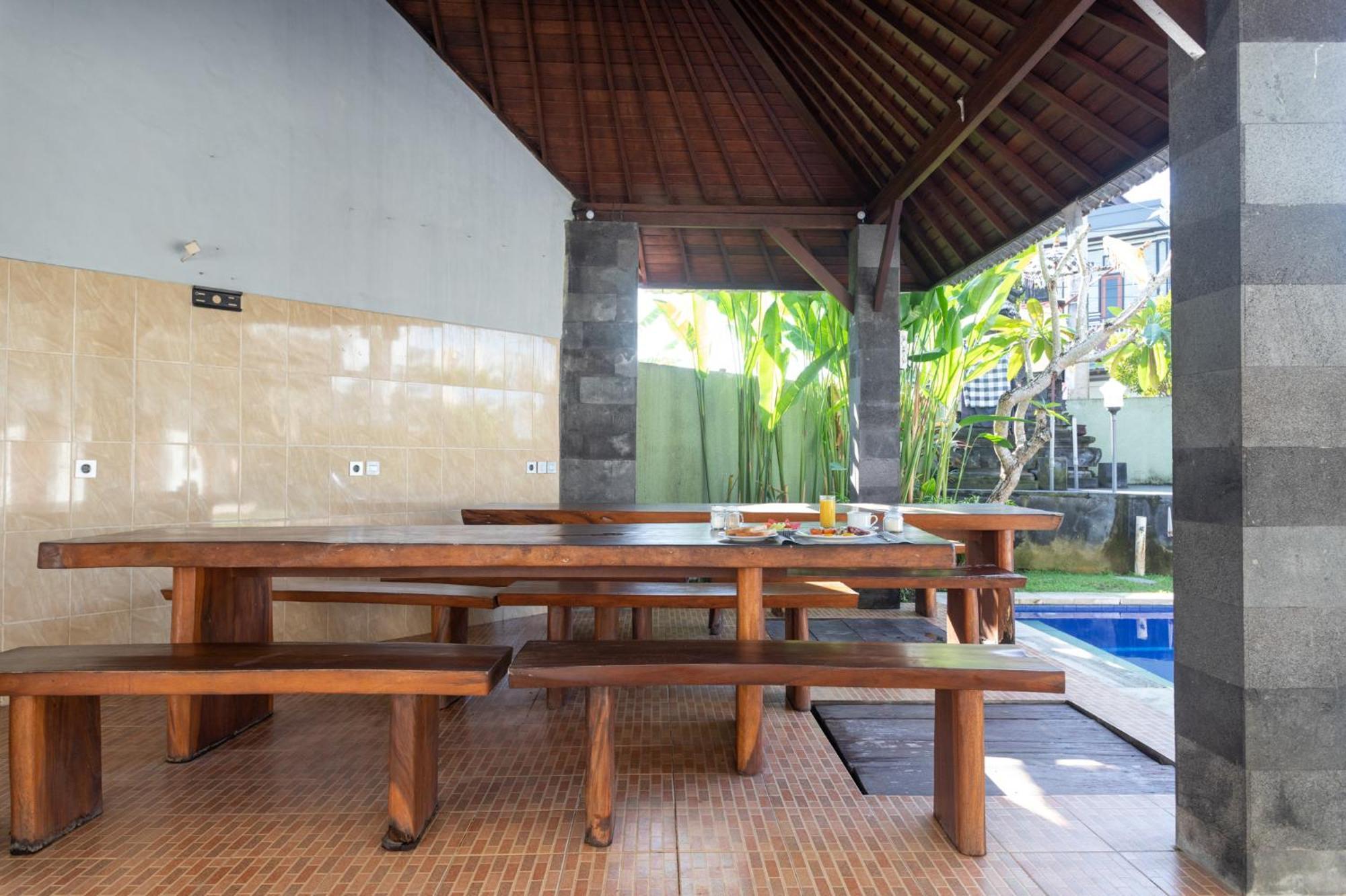 Cempaka Mas guest house canggu Extérieur photo